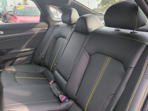 Used 2025 Kia K5 GT FWD image 32