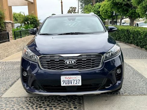 Used 2019 Kia Sorento EX w/ EX Touring Package FWD image 2