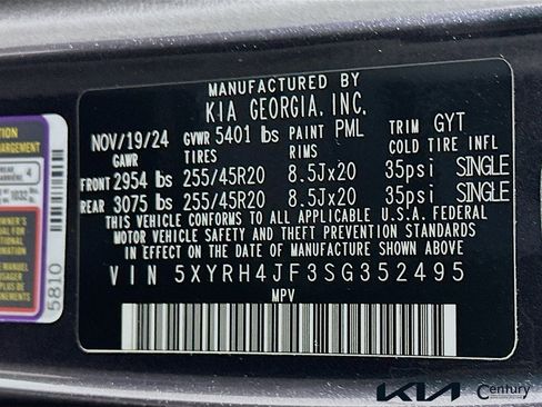 Certified 2025 Kia Sorento EX w/ Panoramic Sunroof Package image 32