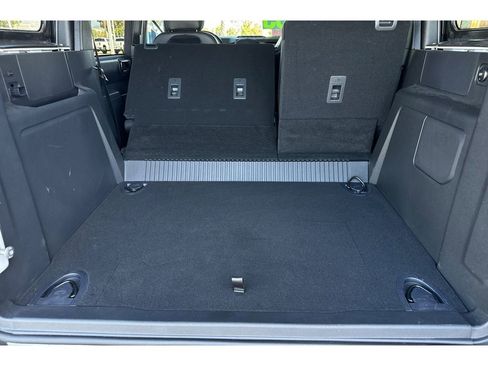 Used 2024 Ford Bronco Badlands image 17