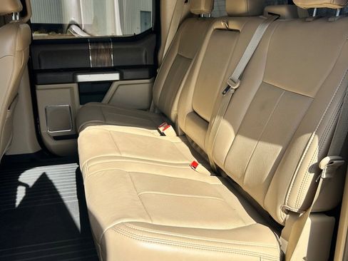 Used 2019 Ford F150 Lariat w/ Equipment Group 502A Luxury image 9