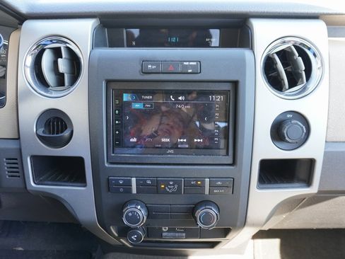 Used 2011 Ford F150 XLT w/ XLT Convenience Pkg image 8