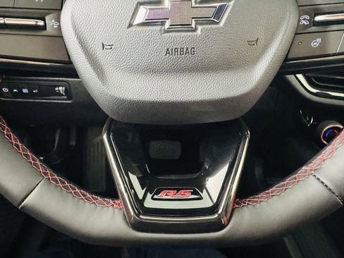 Used 2025 Chevrolet Equinox EV RS image 13