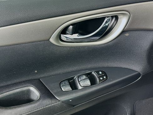 Used 2014 Nissan Sentra SV FWD image 15