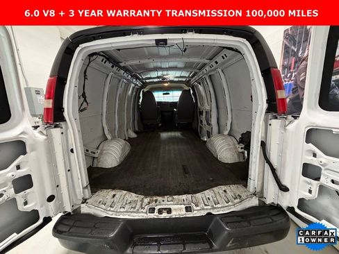 Used 2015 Chevrolet Express 2500 image 12