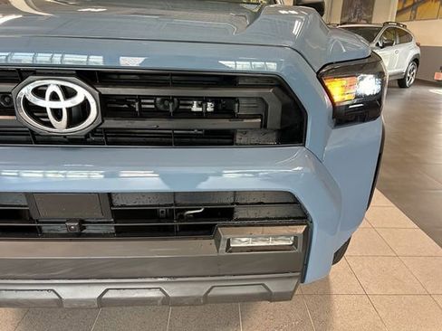 Used 2025 Toyota 4Runner SR5 image 10