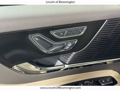 Used 2022 Lincoln Corsair Reserve w/ Equipment Group 201A image 19