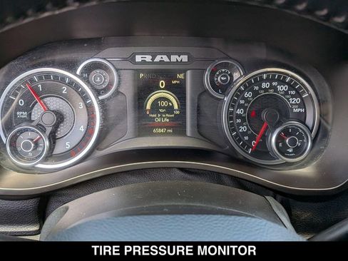 Used 2022 RAM 2500 Big Horn w/ Level A Equipment Group AWD/4WD image 19