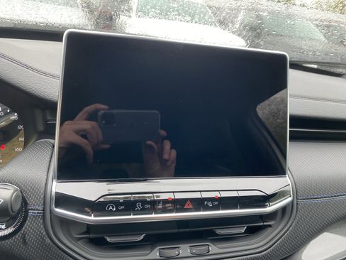 New 2026 Jeep Compass Limited image 18