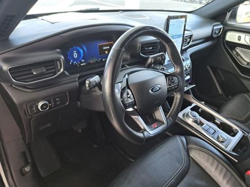 Used 2021 Ford Explorer ST w/ Equipment Group 401A AWD/4WD image 7