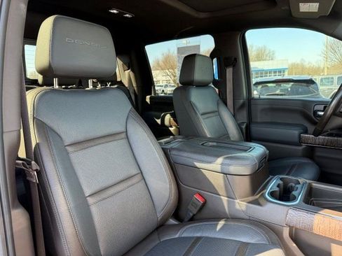 Used 2020 GMC Sierra 3500 Denali w/ Denali Ultimate Package image 26