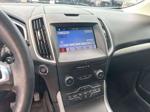 Used 2019 Ford Edge SEL w/ Equipment Group 201A AWD/4WD image 31
