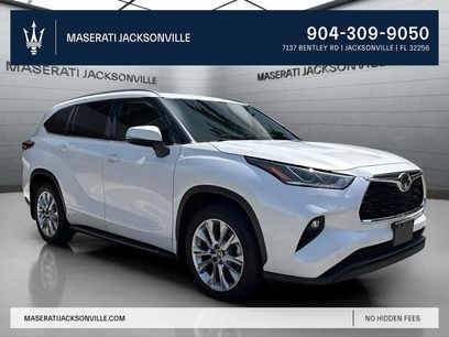 Used 2023 Toyota Highlander Limited