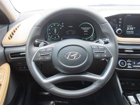 Used 2023 Hyundai Sonata Limited image 37