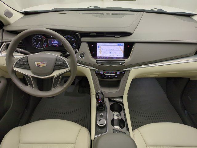 Certified 2024 Cadillac XT5 Premium Luxury AWD/4WD image 24