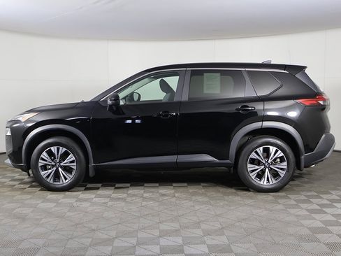 Used 2023 Nissan Rogue SV image 15