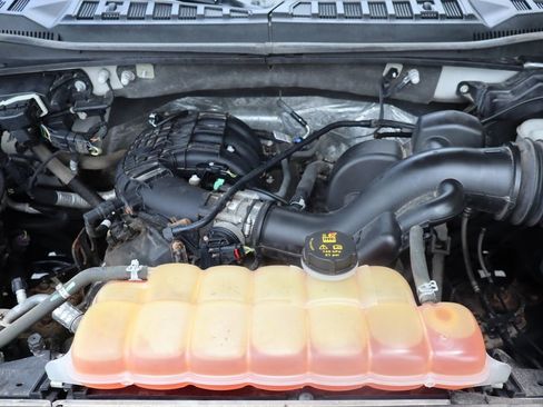 Used 2017 Ford F150 XL w/ XL Power Equipment Group AWD/4WD image 38