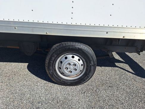 Used 2019 RAM ProMaster 3500 w/ Interior Convenience Group image 17