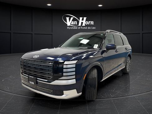 Used 2026 Hyundai Palisade Calligraphy AWD/4WD image 3