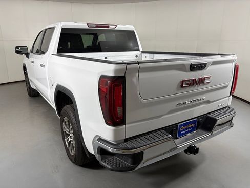 Used 2025 GMC Sierra 1500 SLT RWD image 6