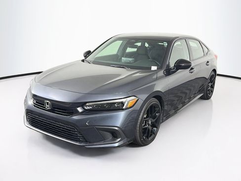 Used 2024 Honda Civic Sport image 3