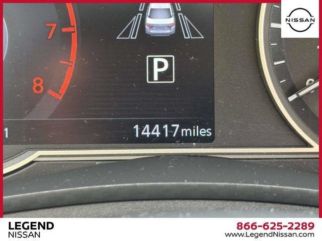 Used 2025 Nissan Versa SR w/ Trunk Package FWD image 23