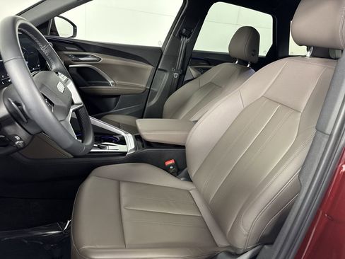 Used 2025 Audi Q5 Premium Plus w/ Premium Plus image 26