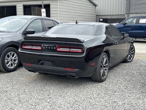 Used 2022 Dodge Challenger R/T w/ Plus Package image 4
