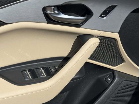 Certified 2025 Acura TLX w/ Technology Package image 10