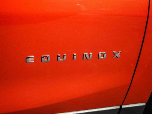 Used 2020 Chevrolet Equinox LS w/ LS Convenience Package AWD/4WD image 8