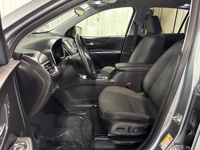 Used 2024 Chevrolet Equinox LT AWD/4WD image 35