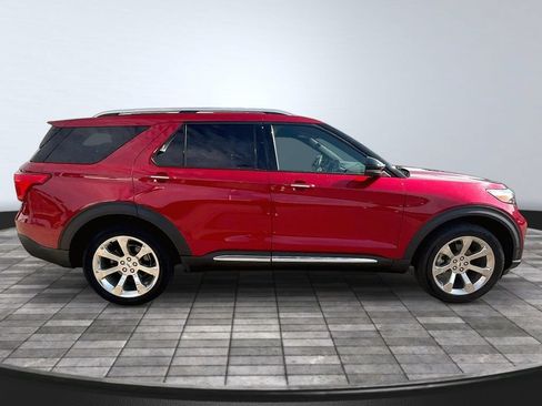 Used 2020 Ford Explorer Platinum w/ Premium Technology Package AWD/4WD image 8