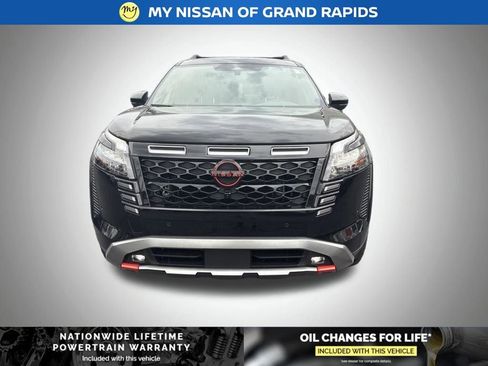 New 2026 Nissan Pathfinder Rock Creek w/ Rock Creek Premium Package AWD/4WD image 9
