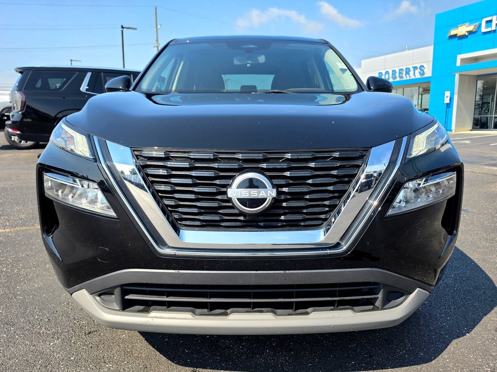 Used 2023 Nissan Rogue SV FWD image 9