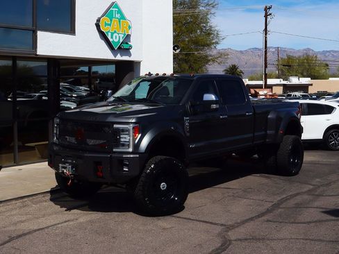 Used 2019 Ford F450 Lariat w/ Lariat Ultimate Package image 2