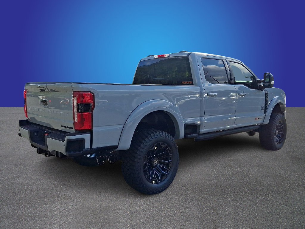 New 2026 Ford F250 Lariat w/ Black Appearance Package AWD/4WD image 3