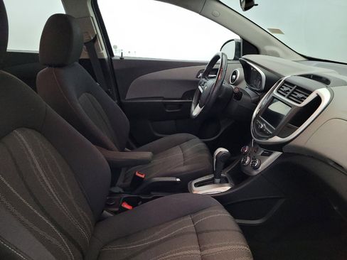 Used 2019 Chevrolet Sonic LT w/ Convenience Package FWD image 21