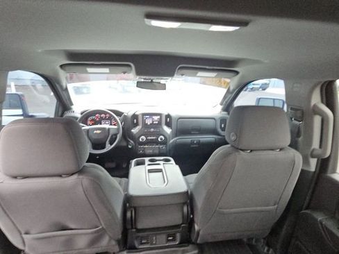 Used 2024 Chevrolet Silverado 2500 Custom w/ Custom Value Package image 31