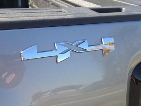 New 2026 GMC Sierra 2500 Pro w/ Convenience Package image 8