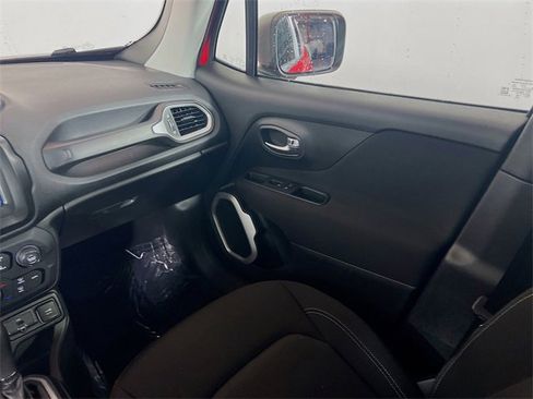 Used 2021 Jeep Renegade Sport image 20