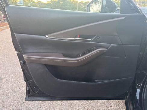 Used 2022 MAZDA CX-30 AWD 2.5 S w/ Premium Package image 23