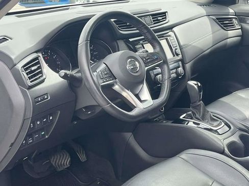 Used 2018 Nissan Rogue SL w/ Premium Package AWD/4WD image 11