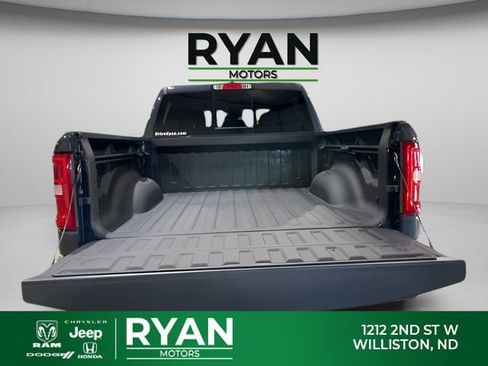 Used 2025 RAM 1500 Big Horn AWD/4WD image 11