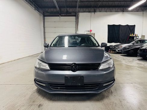 Used 2012 Volkswagen Jetta SEL FWD image 3
