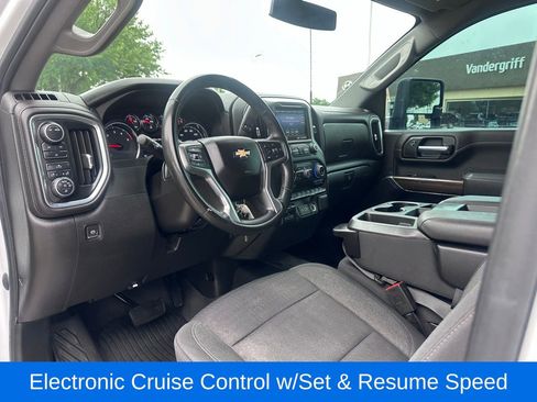 Used 2023 Chevrolet Silverado 2500 LT AWD/4WD image 21