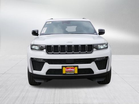 New 2026 Jeep Grand Cherokee L Limited AWD/4WD image 2