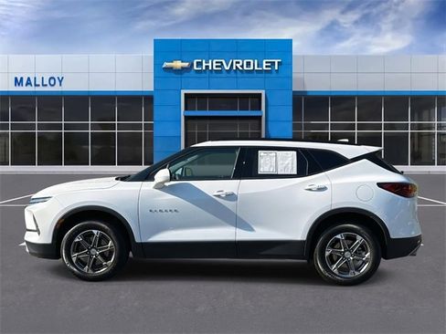 Used 2024 Chevrolet Blazer LT w/ Convenience Package image 5
