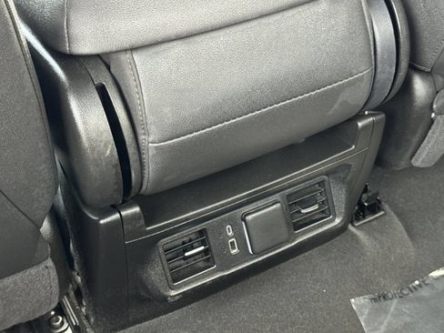 Used 2025 GMC Sierra 1500 SLT AWD/4WD image 33