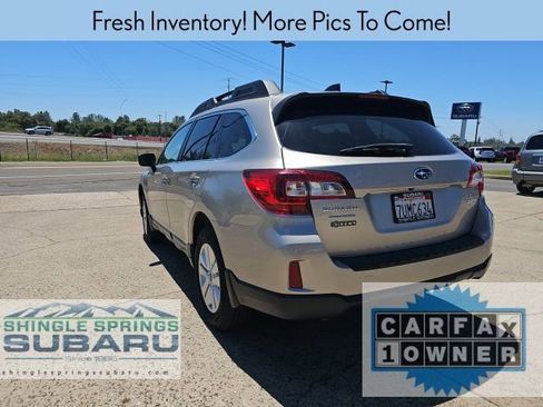 Used 2017 Subaru Outback 2.5i Premium AWD/4WD image 3