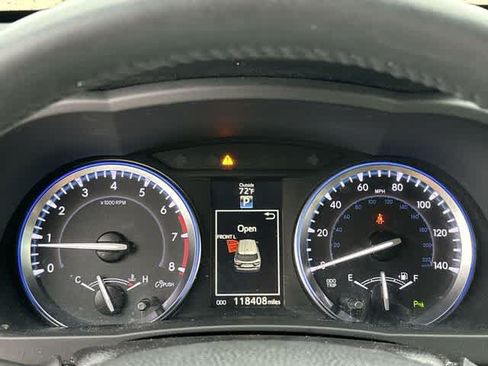Used 2016 Toyota Highlander Limited AWD/4WD image 7
